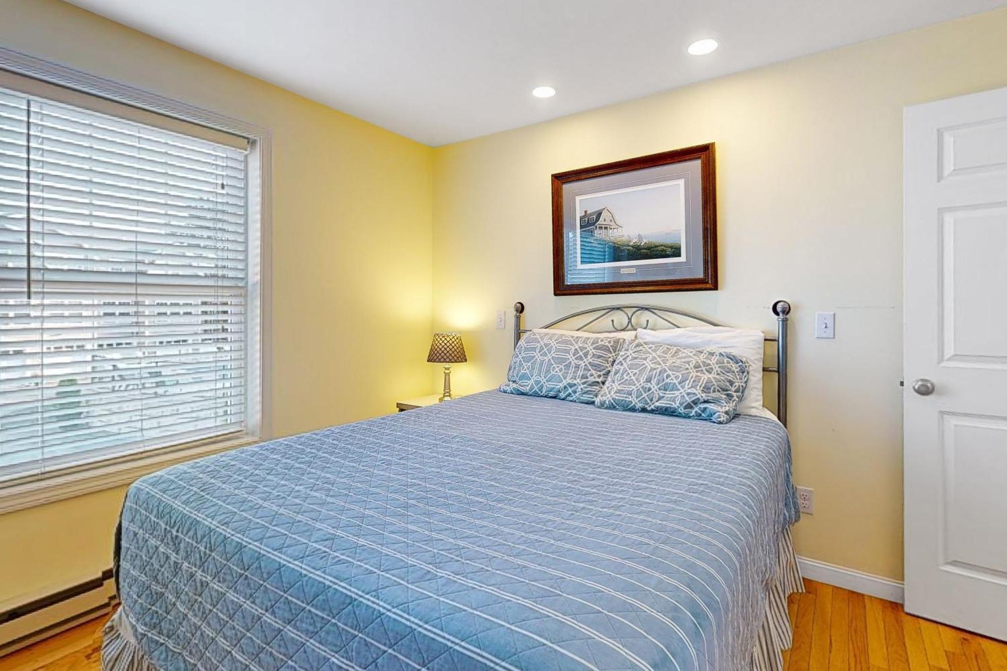 Apartment Post Road Charmer Wells