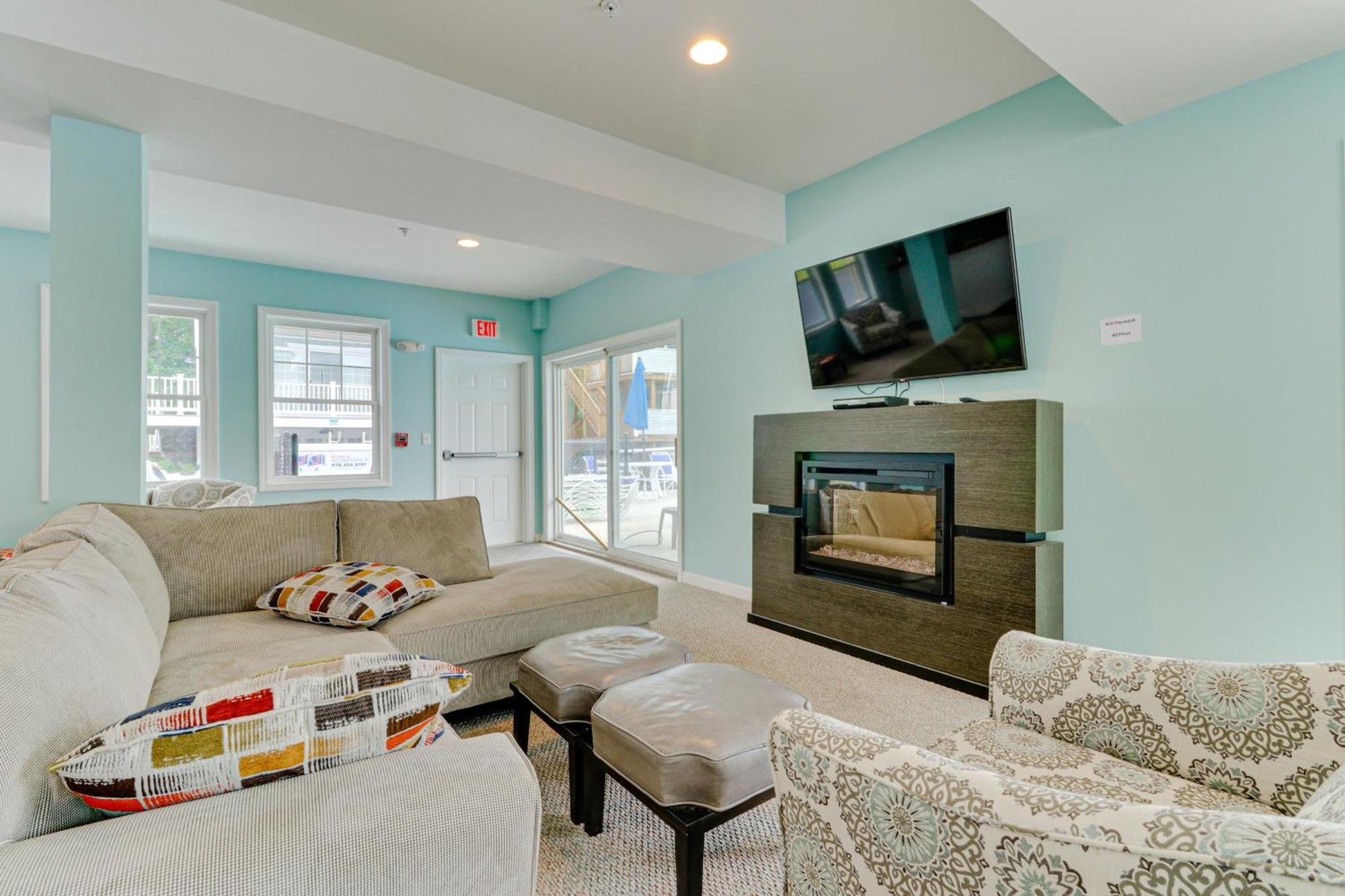 Post Road Charmer Apartment
